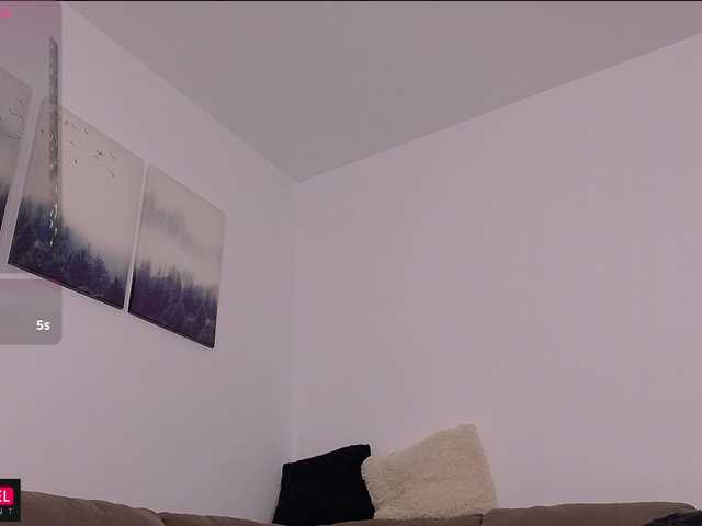 IceBlueBabe live cam on BongaCams
