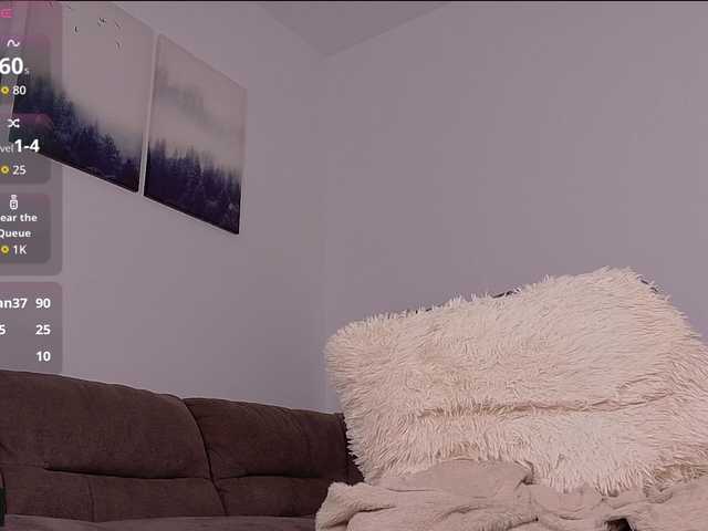 IceBlueBabe live cam on BongaCams