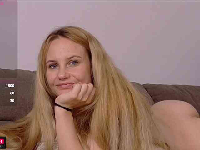 IceBlueBabe webcam