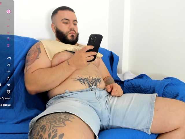 AnubisLogan live webcam show