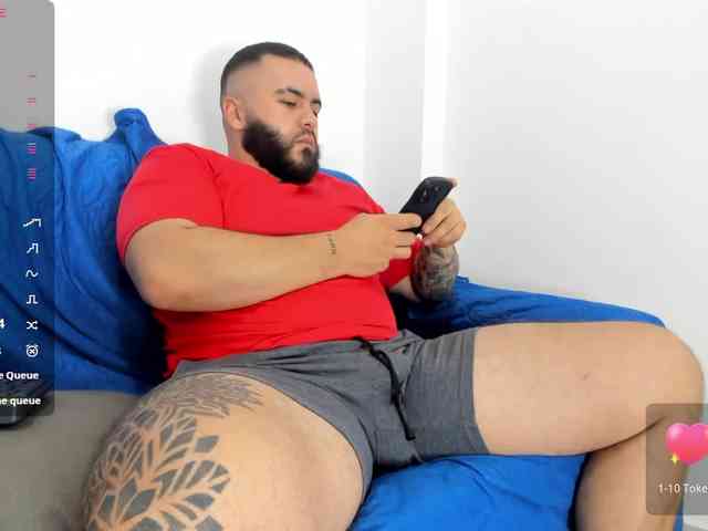 AnubisLogan Live Webcam on BongaCams