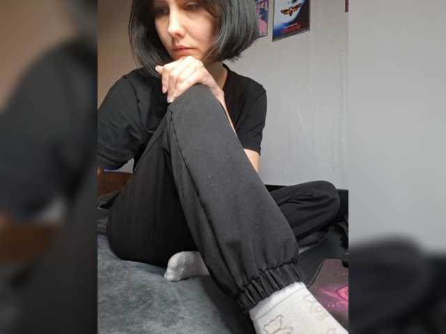 EnaVladiaa live cam on BongaCams