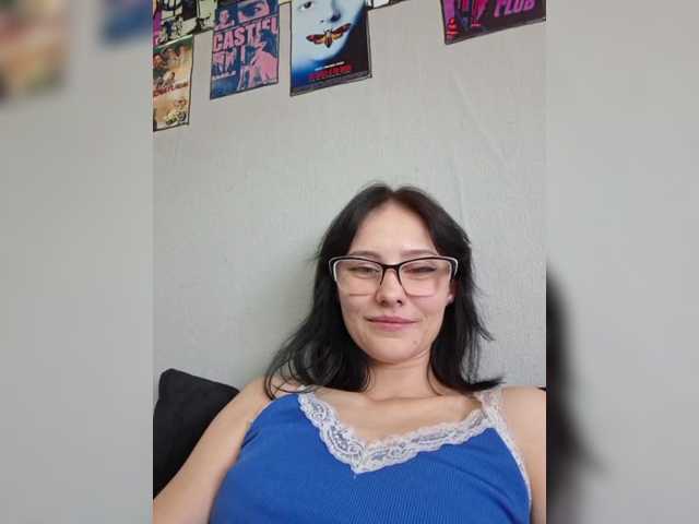 EnaVladiaa live webcam show