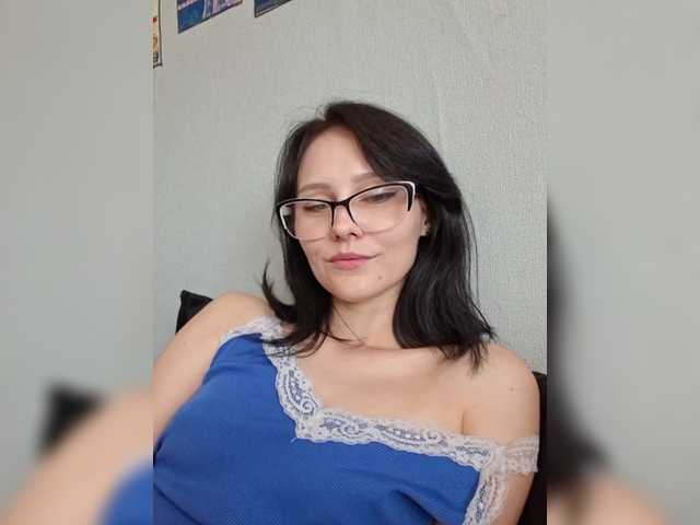 EnaVladiaa live webcam show