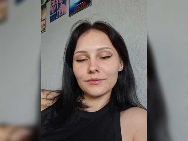 EnaVladiaa live cam on BongaCams