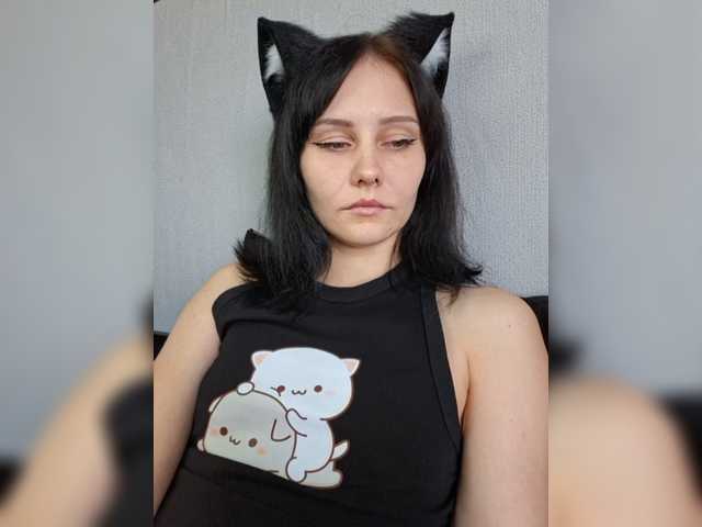 EnaVladiaa live cam on BongaCams