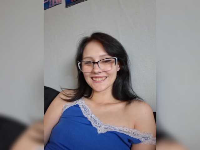 EnaVladiaa live webcam show