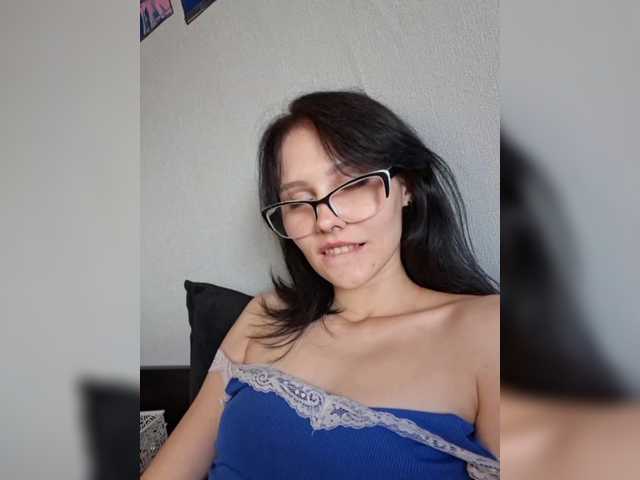 EnaVladiaa live webcam show