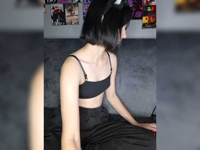 EnaVladiaa live cam on BongaCams