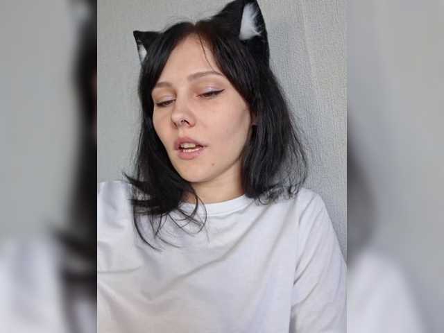 EnaVladiaa live cam on BongaCams