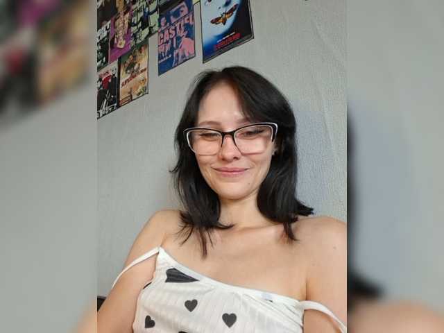 EnaVladiaa live webcam show