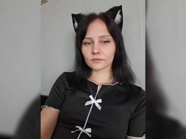 EnaVladiaa live cam on BongaCams