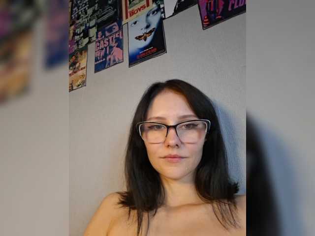 EnaVladiaa live cam on BongaCams
