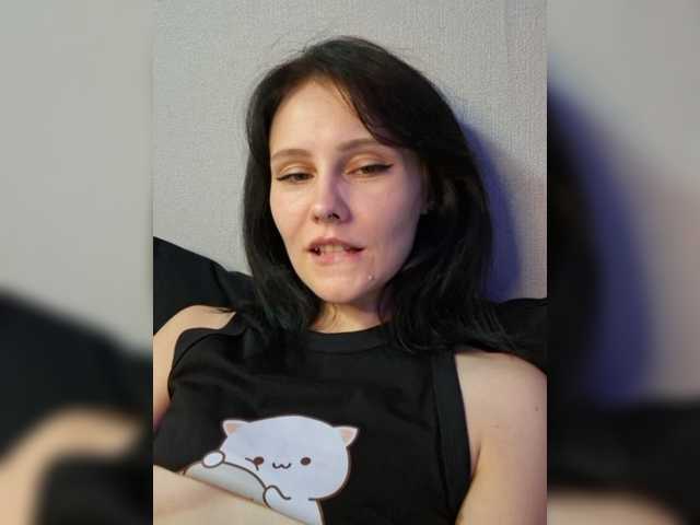 EnaVladiaa live cam on BongaCams