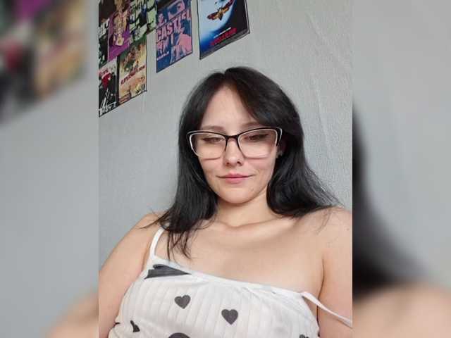EnaVladiaa live webcam show