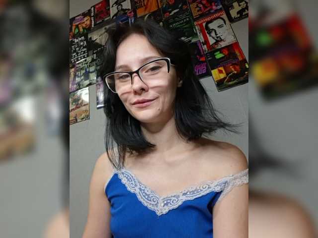 EnaVladiaa live cam on BongaCams
