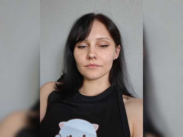 EnaVladiaa live cam on BongaCams