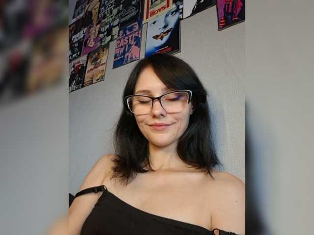 EnaVladiaa live webcam show