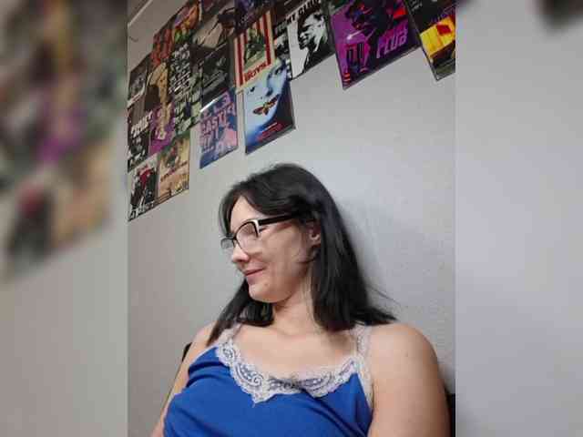 enavladiaa's live room