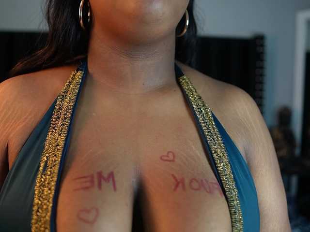 DarkTabooGirl live webcam show