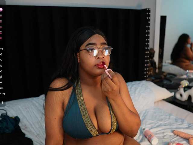 DarkTabooGirl live webcam show