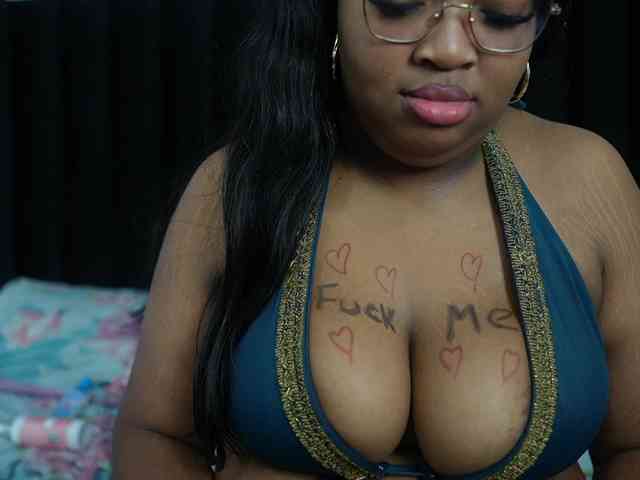 DarkTabooGirl webcam