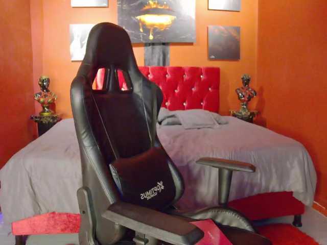 Sol-Hill- live cam on BongaCams