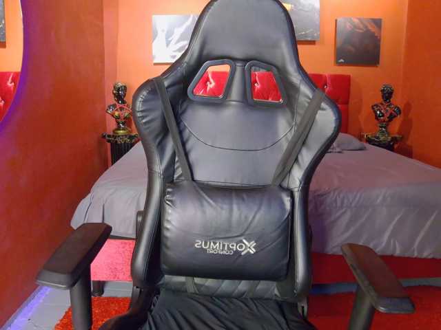 Sol-Hill- live cam on BongaCams