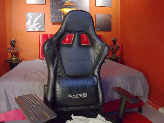 Sol-Hill- live cam on BongaCams