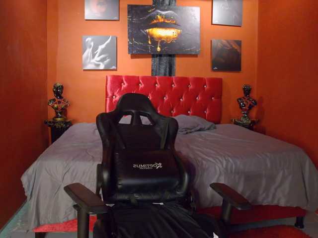Sol-Hill- live cam on BongaCams