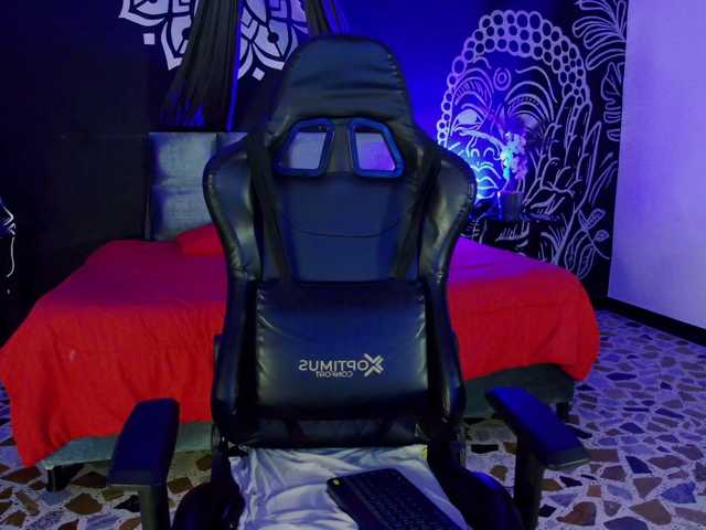 Sol-Hill- live cam on BongaCams