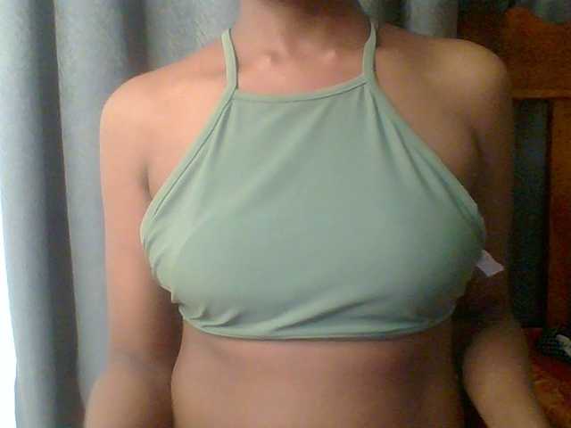 Hotchille live cam on BongaCams