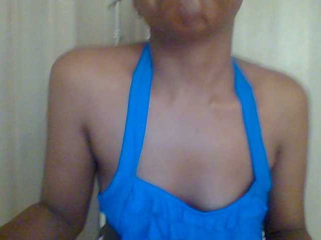 Hotchille live cam su BongaCams