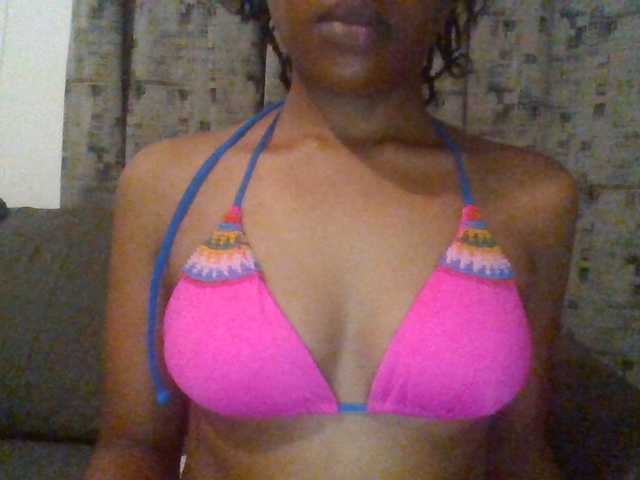 Hotchille live webcam show