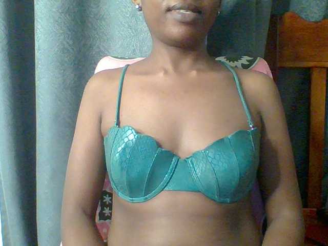hotchille live sex show