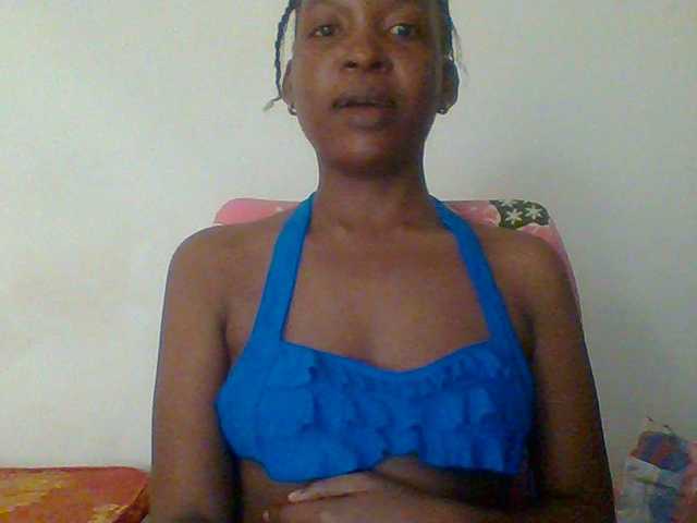 Hotchille live cam on BongaCams