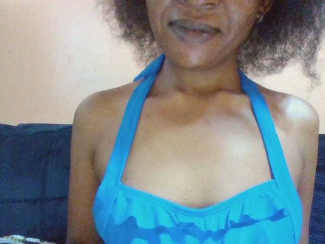 Hotchille live cam on BongaCams
