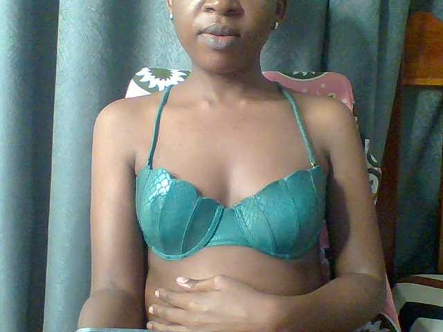 hotchille cam belle