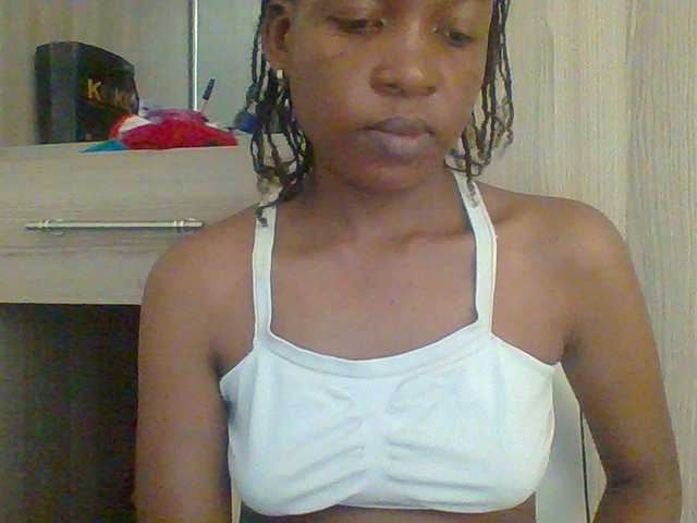 Hotchille live cam on BongaCams