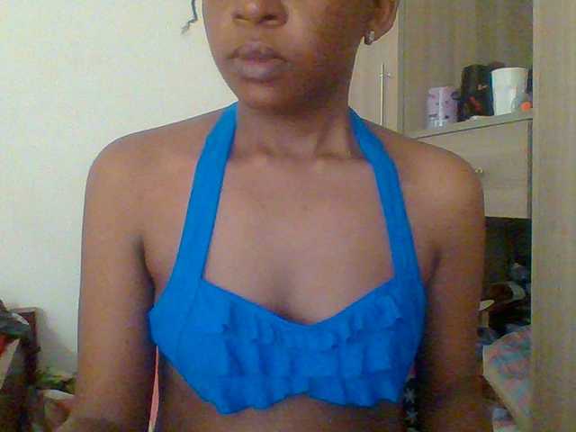 Hotchille live webcam show