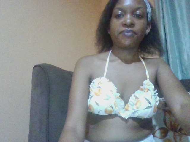 Hotchille live cam on BongaCams