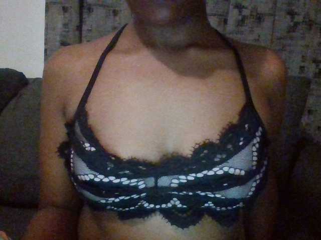 Hotchille live cam on BongaCams