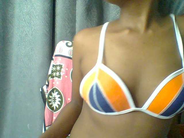 Hotchille live cam on BongaCams