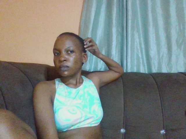 Hotchille live cam on BongaCams