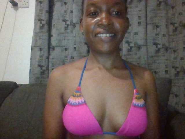 Hotchille live webcam show