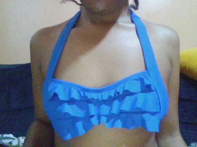 Hotchille live cam on BongaCams