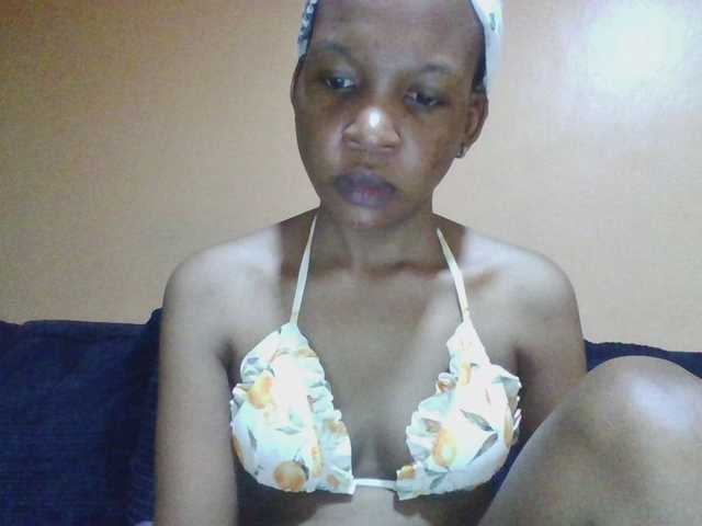 Hotchille live cam on BongaCams