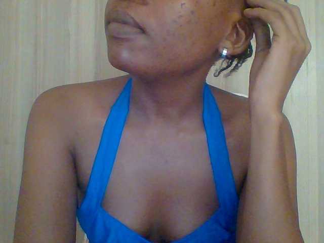 Hotchille live cam on BongaCams