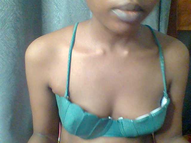 hotchille cam belle