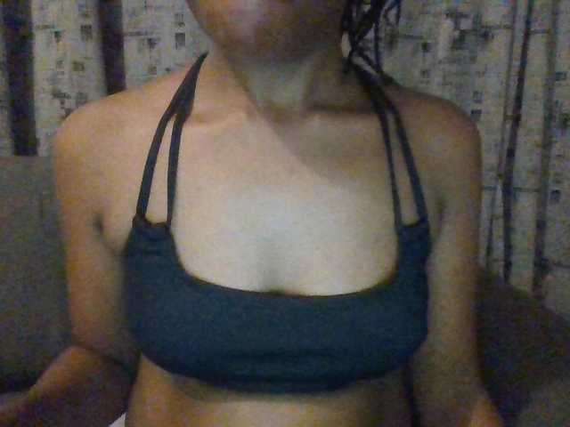 Hotchille live cam on BongaCams